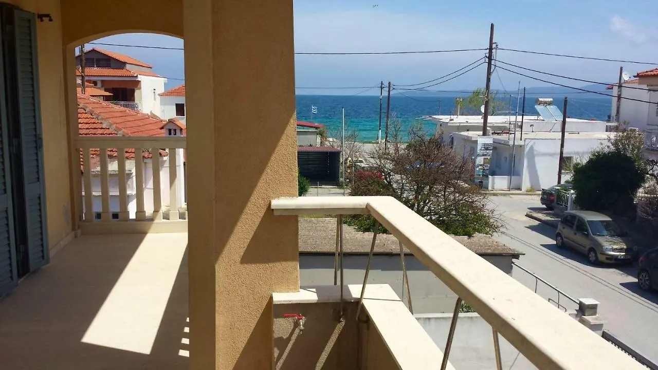 Vila Zach's house Nea Roda
